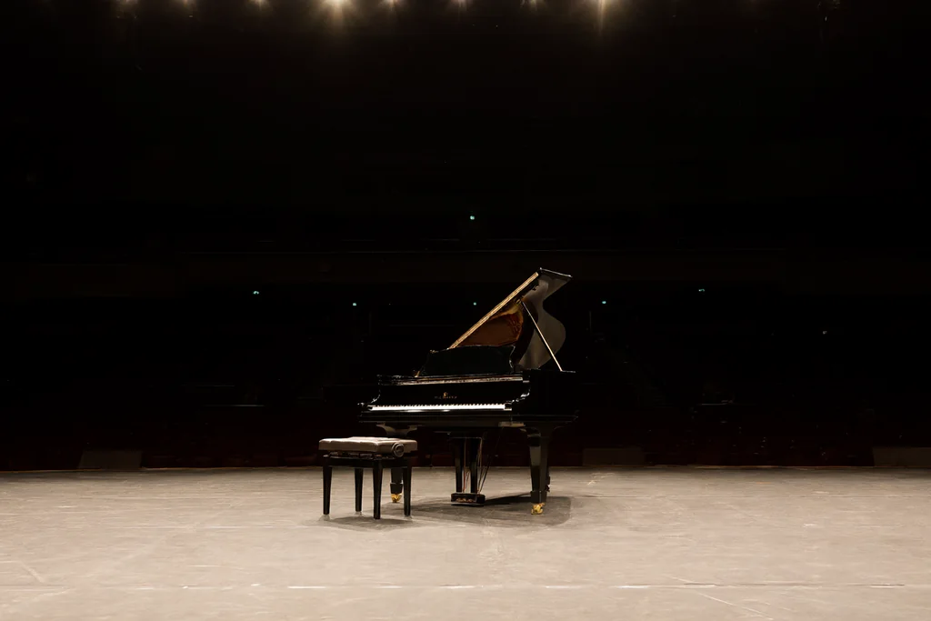 Beethoven: from the classical style to a new voice